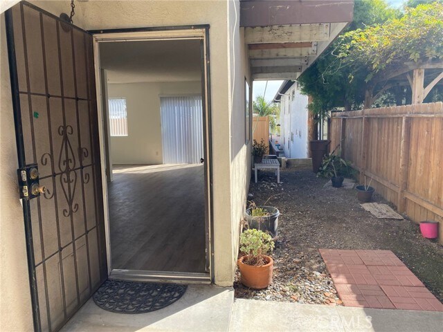 Building Photo - 321 Avenida Cabrillo