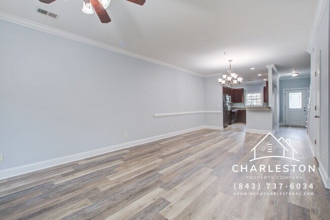 Foto del edificio - 4902 Lake Palmetto Ln