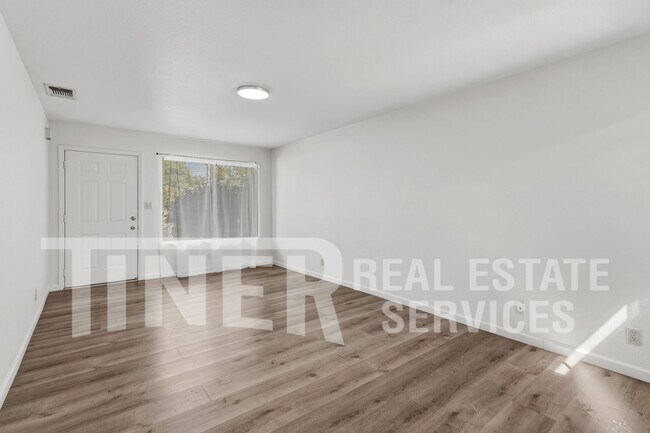 Building Photo - 4812 Robert Frost Way