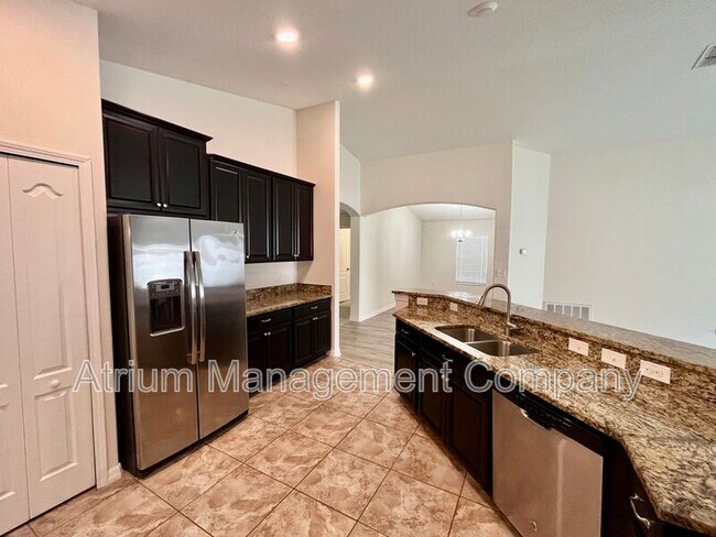 Foto del edificio - 16676 Myrtle Sand Dr