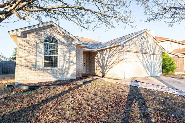 Building Photo - 705 Camino Real Dr