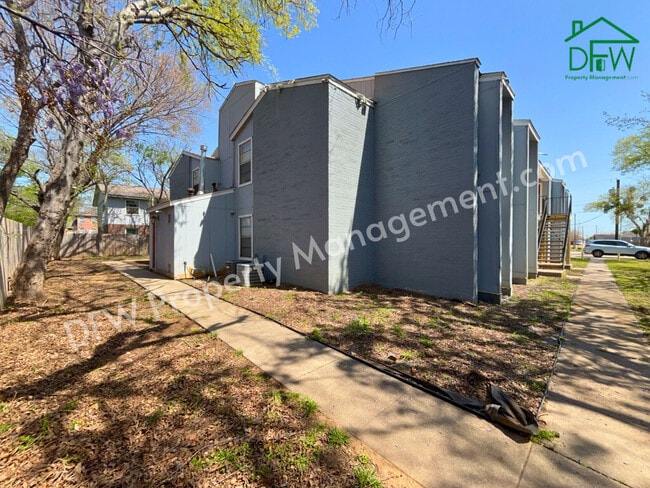 Building Photo - Fry Street Apartments