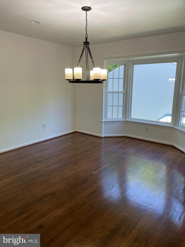 Foto del edificio - 5849 Colfax Ave