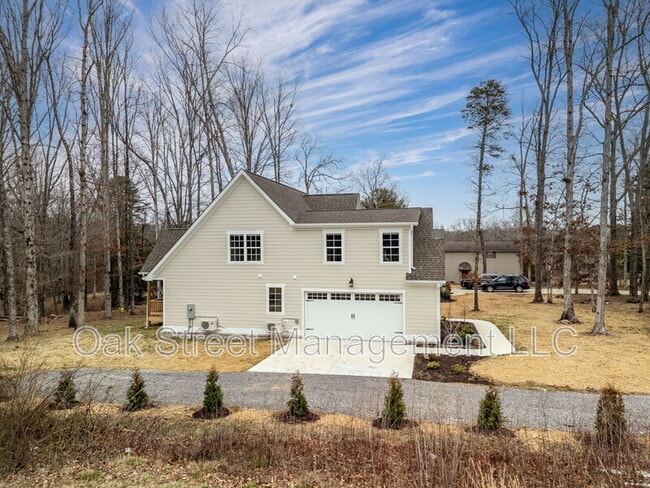 Building Photo - 2955 Corral Rd