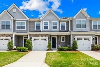 Building Photo - 15013 Savannah Hall Dr