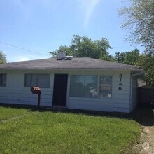 Building Photo - 3156 Eagledale Dr
