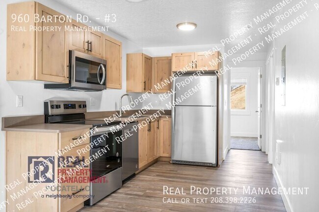 Building Photo - Brand New 3 Bedroom 1 Bath Apartment - Pet...