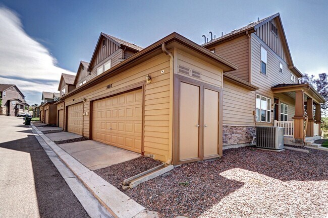 Foto del edificio - The Meadows townhome 3 bed 2 bath, in Morgan's Run Community!