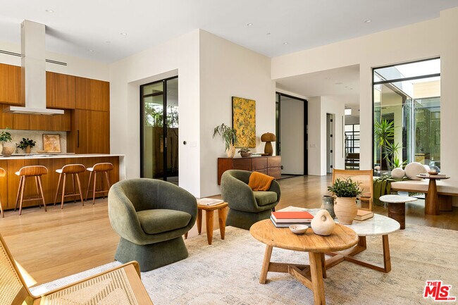 Foto del edificio - 8732 Rangely Ave