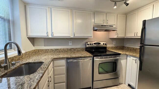 Foto del edificio - 1661 Park Rd NW