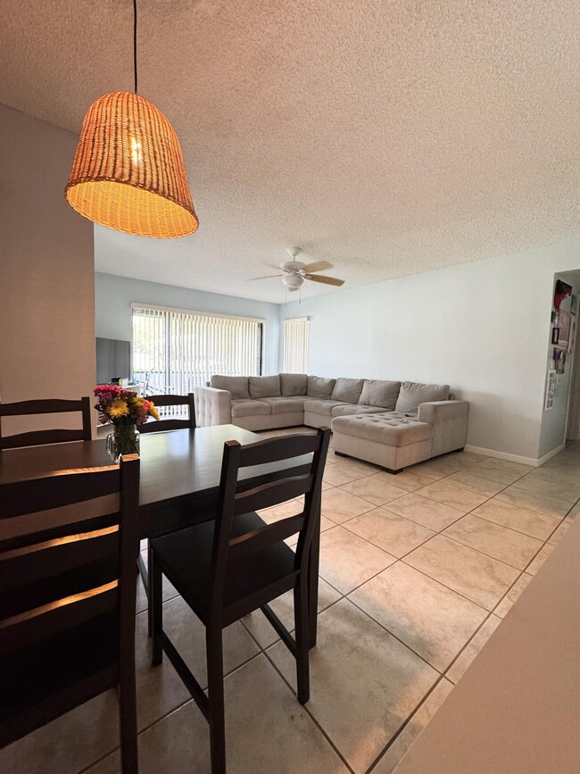 Foto del edificio - 2114 SW Silver Pine Way