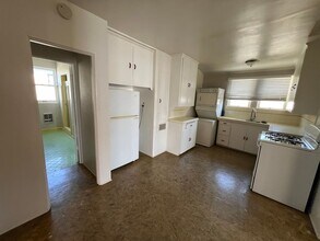 Building Photo - 1407 Tyler Ave