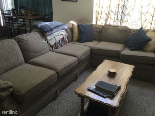 Building Photo - 2 br, 2 bath Condo - 216 Fox Meadow Drive ...