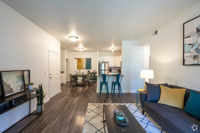 1BR, 1BA - 858SF - Living Room - Allure