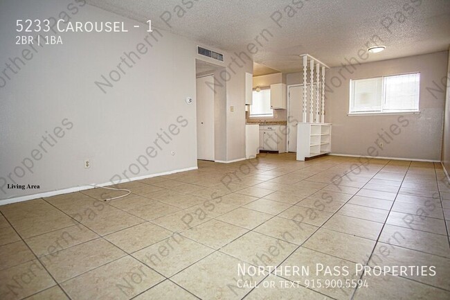 Building Photo - Charming 2-Bedroom, 1-Bathroom Apartment! ...