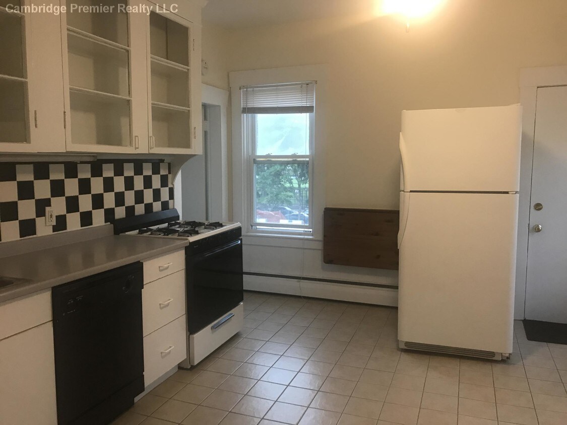 Foto principal - 31 Plympton St