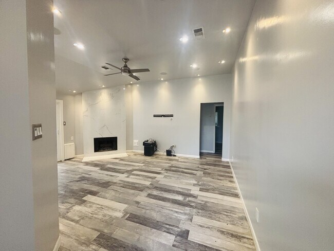 Building Photo - 13323 Carvel Ln