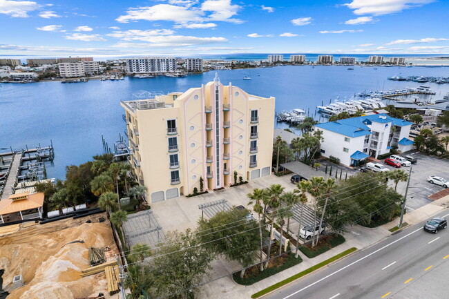 Foto del edificio - 508 Harbor Blvd