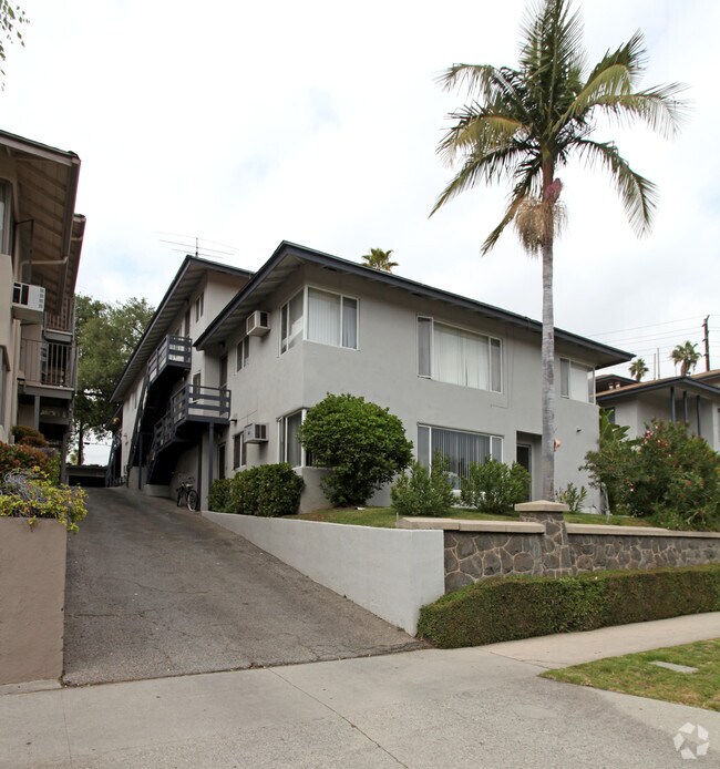 1656-1690 Huntington Drive - 1656-1690 Huntington Dr