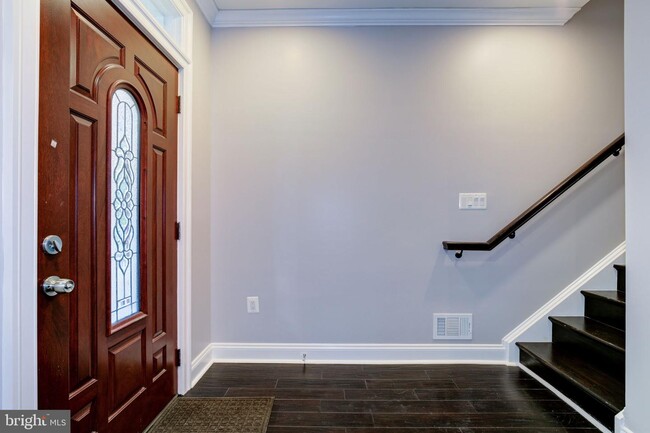 Building Photo - 4209 JENIFER St NW