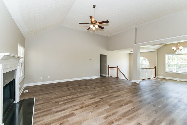 Building Photo - 3722 Auger Trail