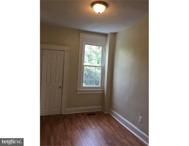 Foto del edificio - 4 br, 2 bath House - 706 N Edgewood St