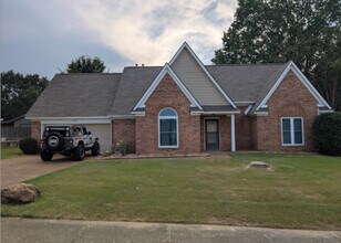 Building Photo - 4127 Meadow Field Ln
