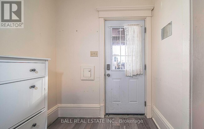 Photo du bâtiment - 306 Simcoe St