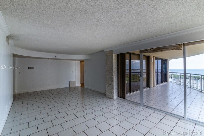 Foto del edificio - 2843 S Bayshore Dr