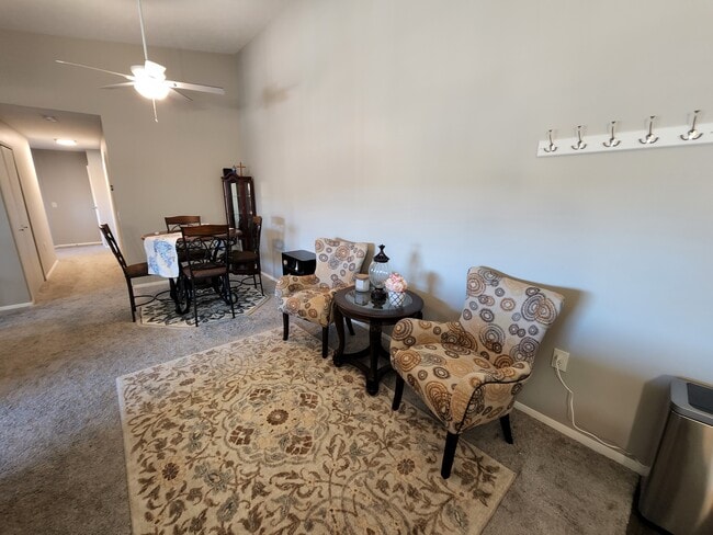 Foto del edificio - 10391 Glenway Dr