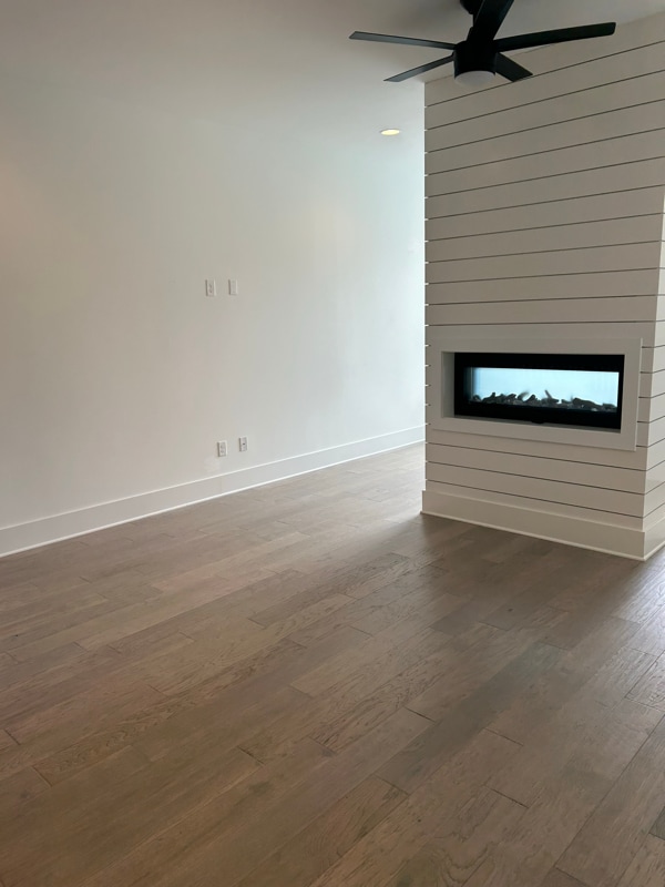 Foto del edificio - 924 Caruthers Ave