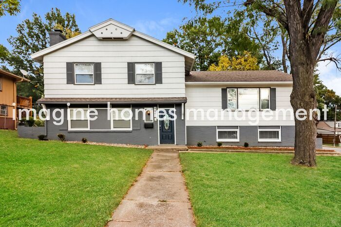 Primary Photo - 9643 Lamar Ave