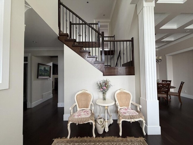 Building Photo - 16067 14