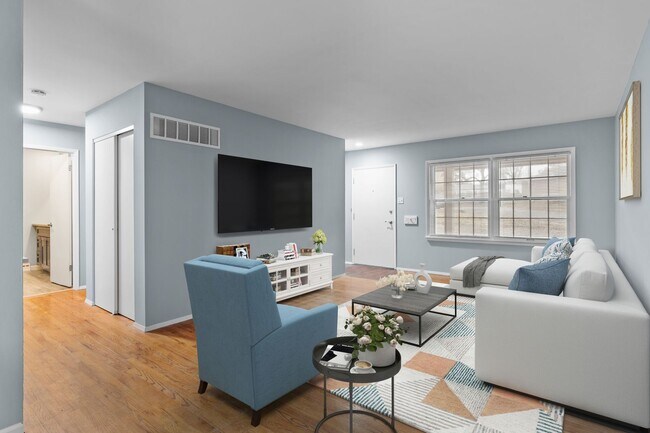 Building Photo - 8533 Gulf Dr