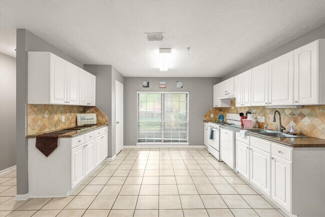 Foto del edificio - 25706 Glen Loch Dr