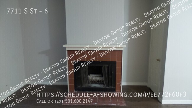 Building Photo - 7711 S St-6