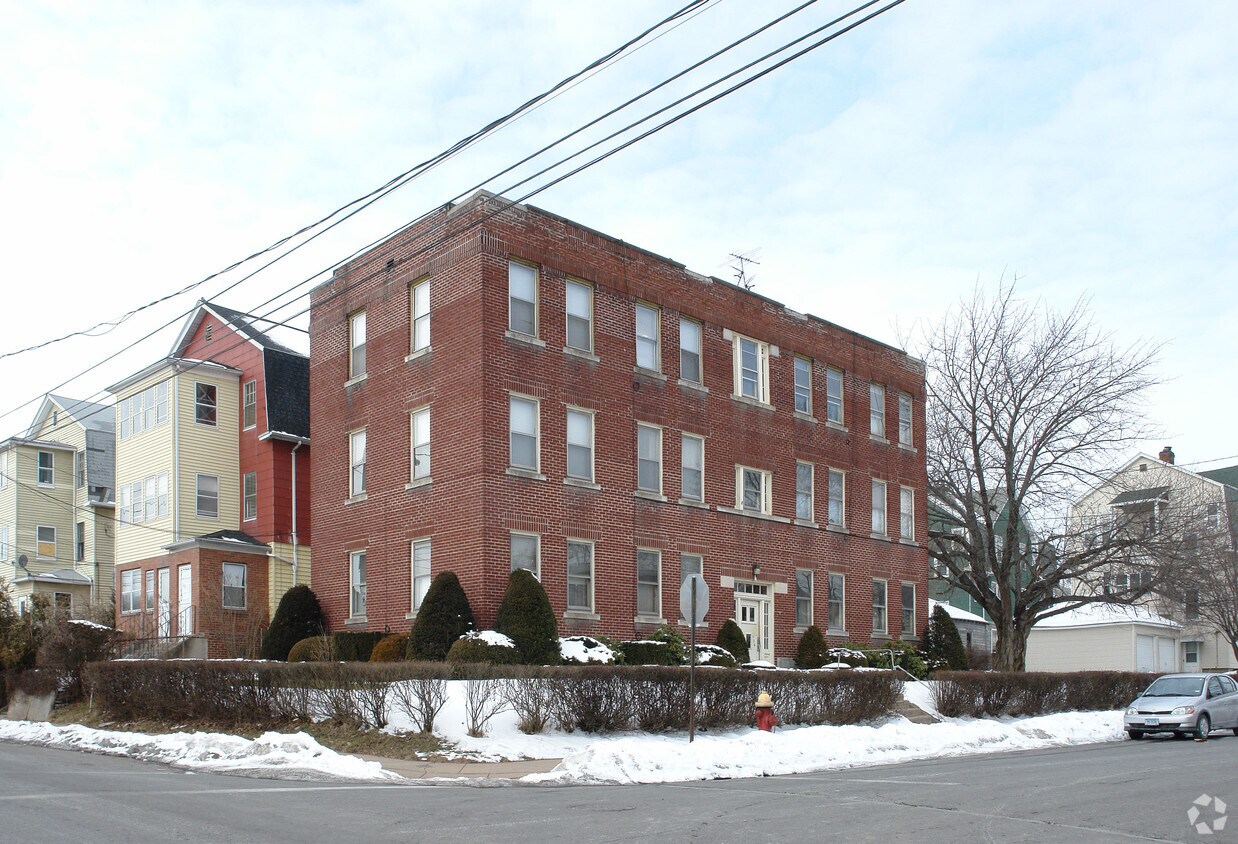 Primary Photo - 109-110 George St