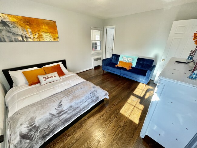 Foto del edificio - 7001 Coolridge Dr