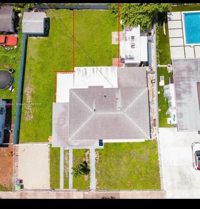 Building Photo - 9915 Nicaragua Dr
