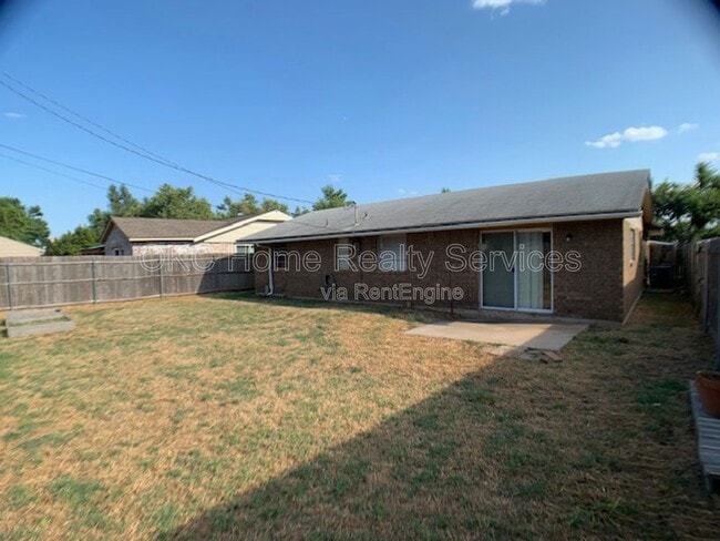 Foto del edificio - 513 Sunnyside Pl