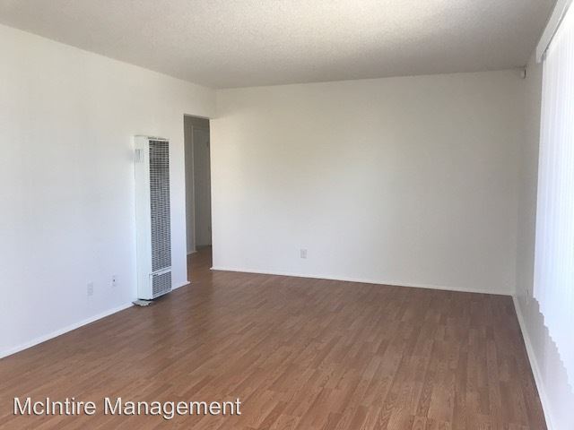 Foto del edificio - 1328 S Primrose Ave