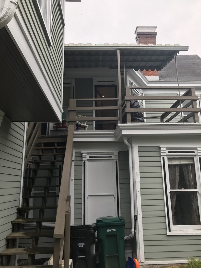 Building Photo - 3648 Eastern Ave