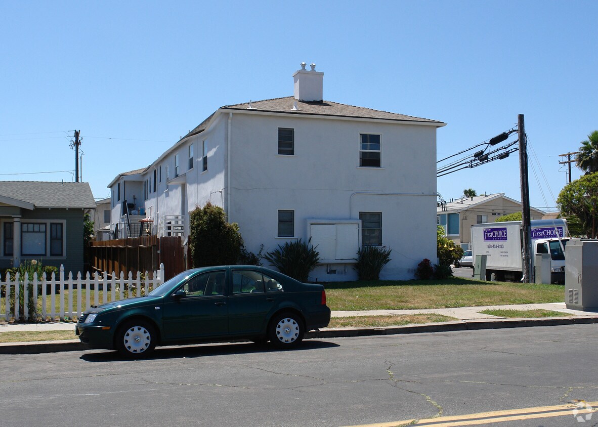 Foto del edificio - 3131-3145 Meade Ave