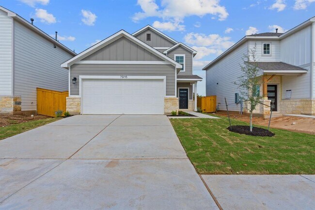 Foto del edificio - 7916 Andravida Dr