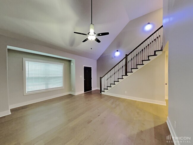 Building Photo - 492 Woodtrace Drive Clarksville TN