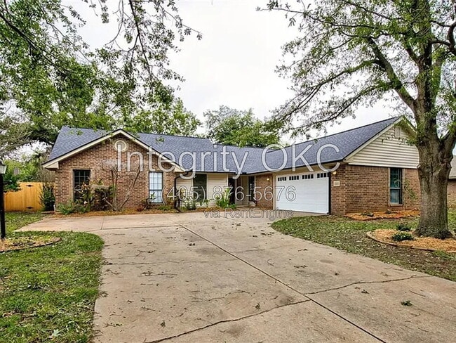 Photo - 1301 Newbury Drive House