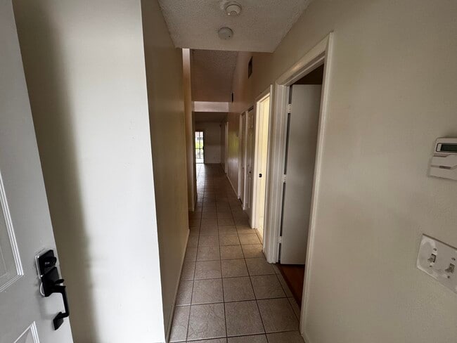 Foto del edificio - 3831 SW 69th Ave