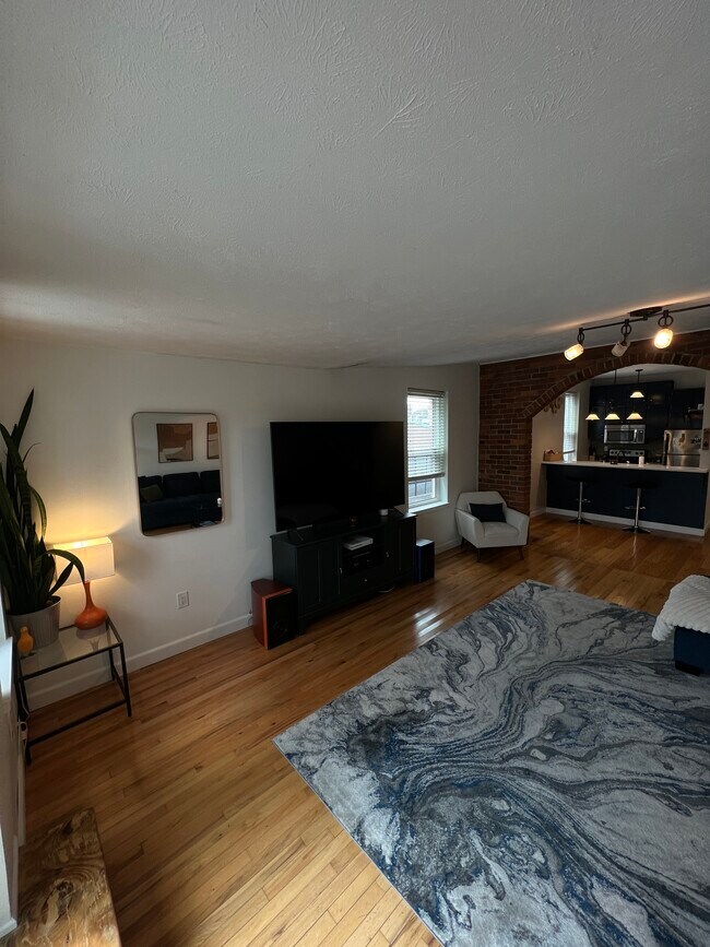 Foto del edificio - 1716 Highland Ave