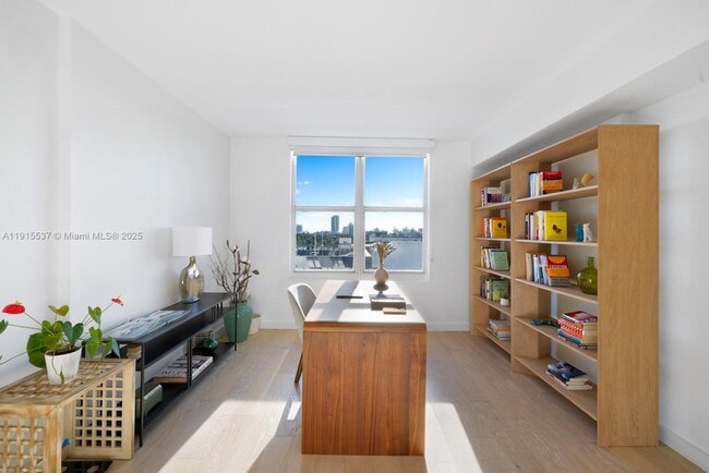 Foto del edificio - 1800 Sunset Harbour Dr