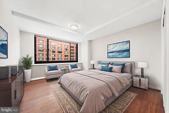 Foto del edificio - 1021 Arlington Blvd